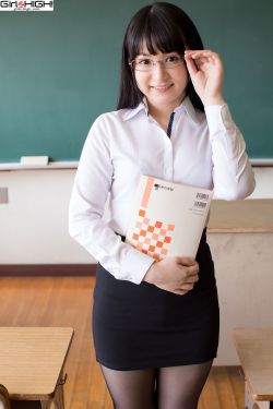 吃美女屎